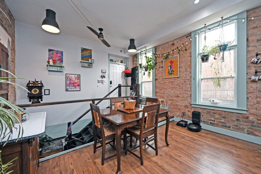 More Photos Of 118 E Liberty St, Cincinnati Apartments For Sale