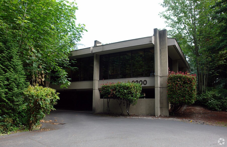 More Photos Of 2200 112th Ave NE, Bellevue Office For Lease