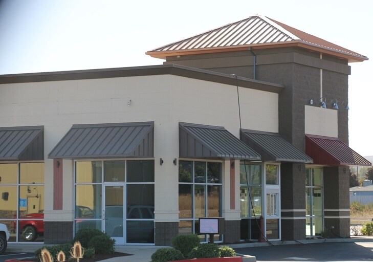 More Photos Of 200 W Ellendale, Dallas Unknown For Lease