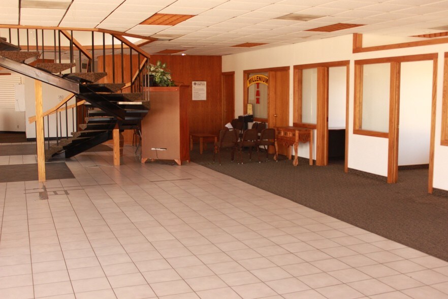 More Photos Of 83407 US Highway 111, Indio Auto Dealership For Sale