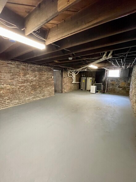 More Photos Of 506 E Liberty St, Charles Town Apartments For Sale