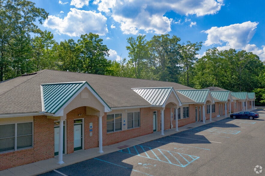 More Photos Of 2055-2059 Briggs Rd, Mount Laurel Medical For Lease