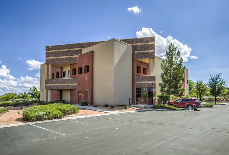 More Photos Of 9900 Covington Cross Dr, Las Vegas Office For Lease