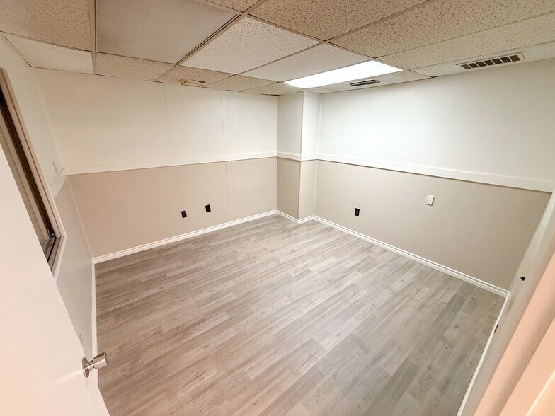 More Photos Of 7007 County 1283 Rd, Odessa Warehouse For Lease