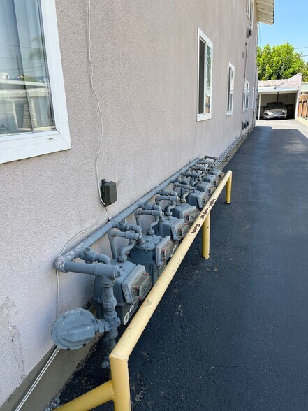 More Photos Of 157 N Allen Ave, Pasadena Apartments For Sale