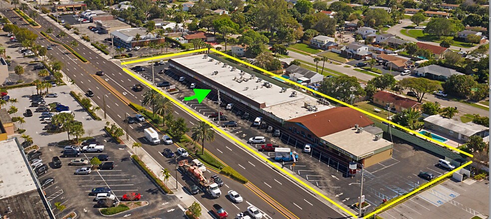 More Photos Of 900-932 Northlake Blvd, North Palm Beach Veterinarian Kennel For Lease