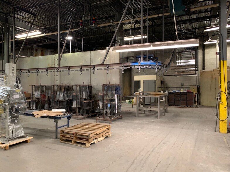 More Photos Of 1111 S Wheeling Rd, Wheeling Warehouse For Sale