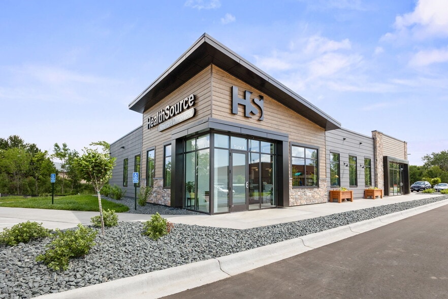 More Photos Of 701 Hwy 55 East, Buffalo Storefront Retail Office For Lease