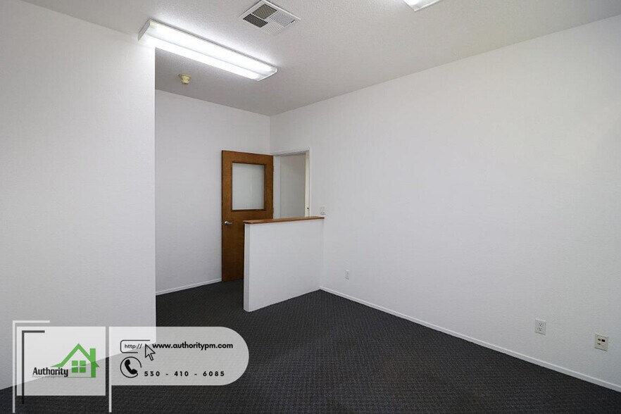 More Photos Of 1849 Keystone Ct, Redding Specialty For Lease