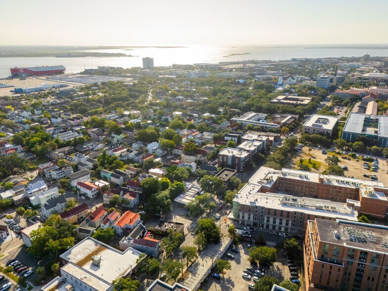 More Photos Of 420 Meeting St, Charleston General Retail For Sale