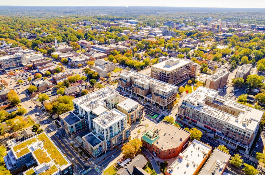 More Photos Of 140 W Franklin St, Chapel Hill Multifamily For Sale