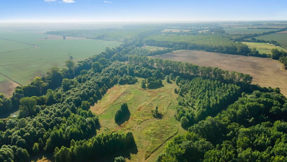 More Photos Of 2948 State Highway V, Matthews Light Manufacturing For Sale