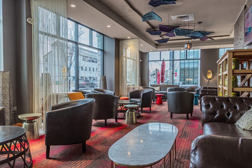 More Photos Of 321 Commercial St, Portland Hotel For Sale