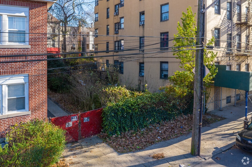 Primary Photo Of 3754 Bronx Blvd, Bronx Land For Sale