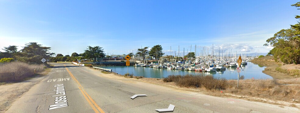More Photos Of 7902 1, Moss Landing Restaurant For Lease