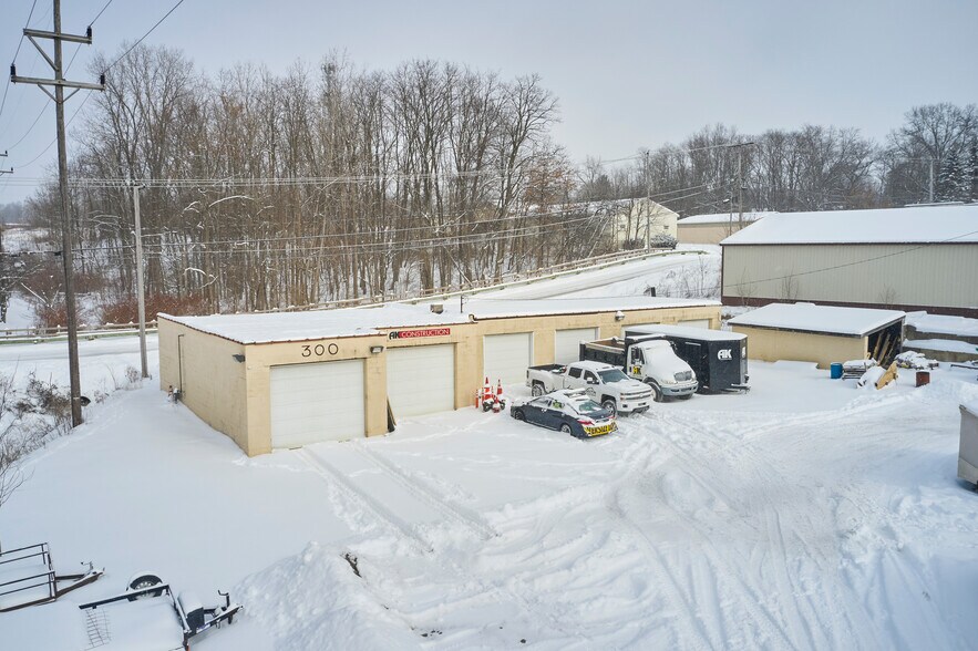 More Photos Of 295 Water St, Wadsworth Warehouse For Sale