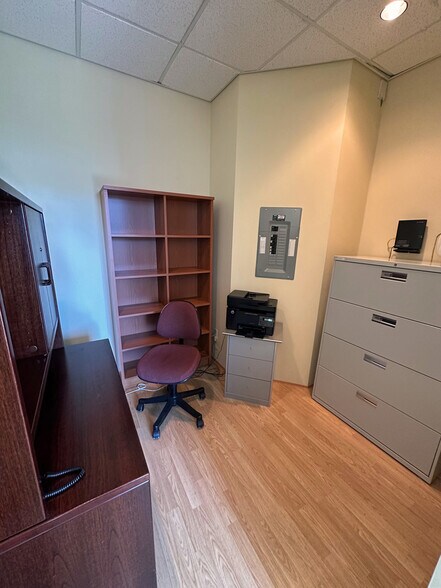 More Photos Of 1055 W Broadway, Vancouver Office For Sale