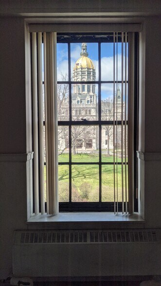 More Photos Of 30 Trinity St, Hartford Office For Sale