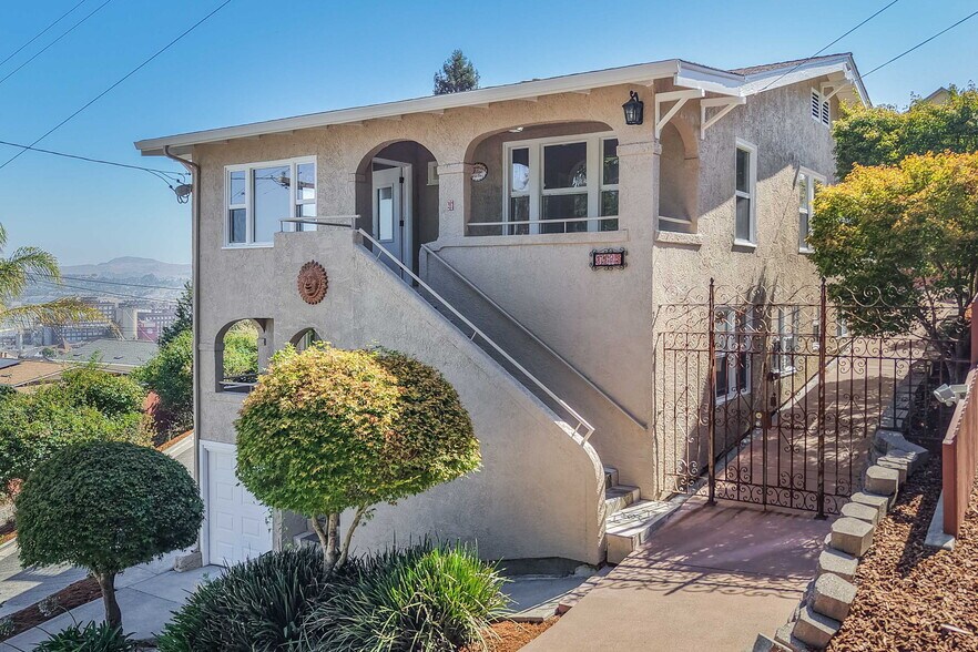 More Photos Of 1135 5th Ave, Crockett Apartments For Sale