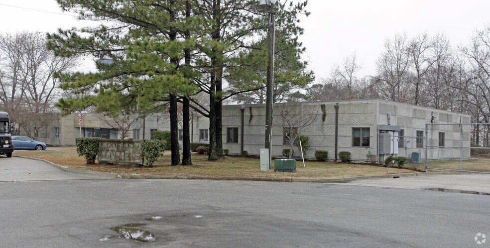 More Photos Of 1364 Air Rail Ave, Virginia Beach Truck Terminal For Lease