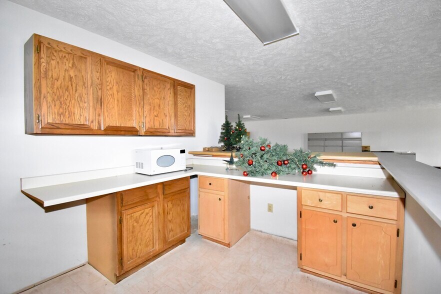 More Photos Of 79 Stonebridge Blvd, Jackson Office For Lease