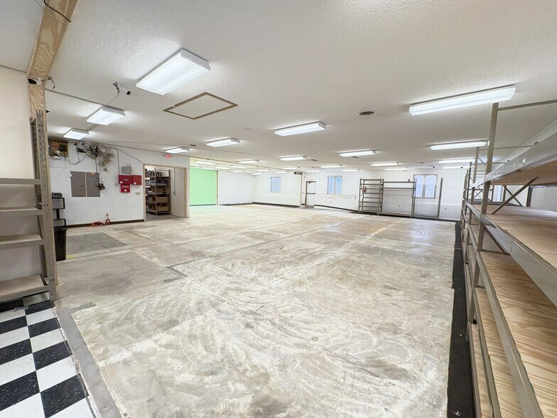 More Photos Of 493 Bev Rd, Youngstown Warehouse For Sale