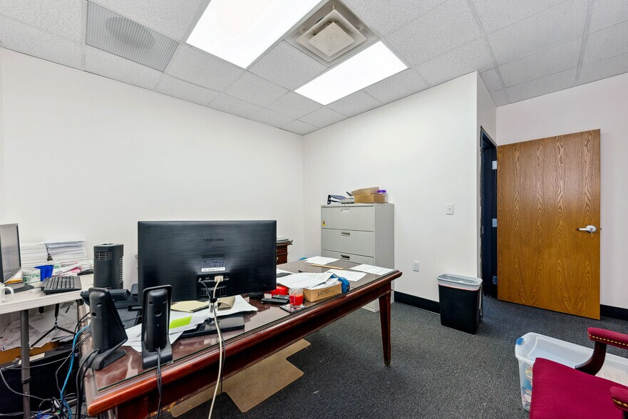 More Photos Of 481-485 Old State Route 74, Cincinnati Storefront Retail Office For Sale