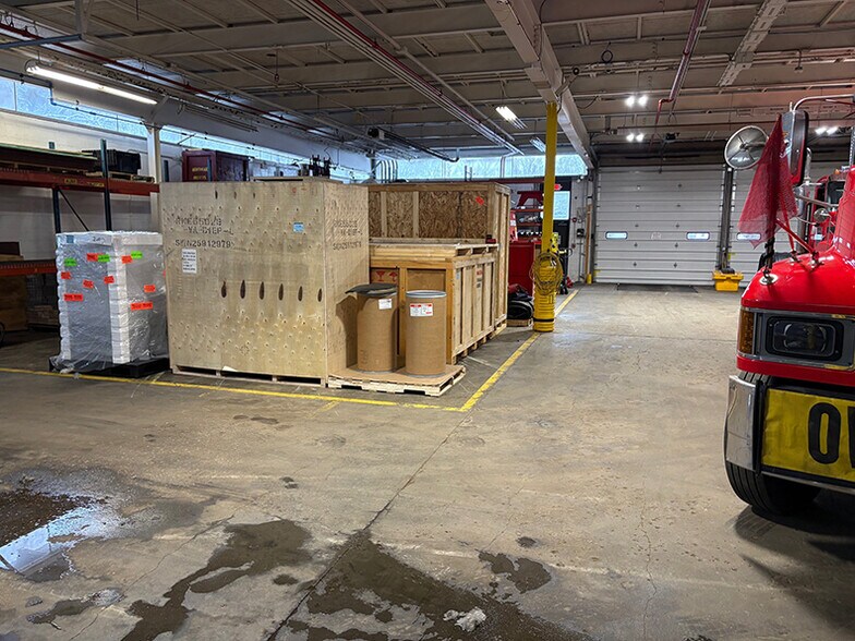 More Photos Of 65 Spring Ln, Farmington Manufacturing For Sale