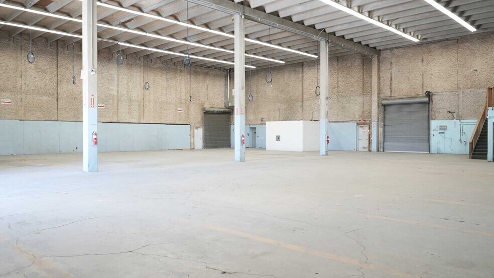 More Photos Of 675 Elkton Dr, Colorado Springs Distribution For Lease