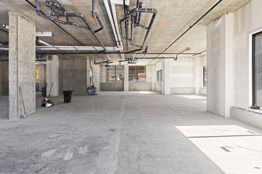 More Photos Of 2241 Springfield rd, Kelowna General Retail For Lease