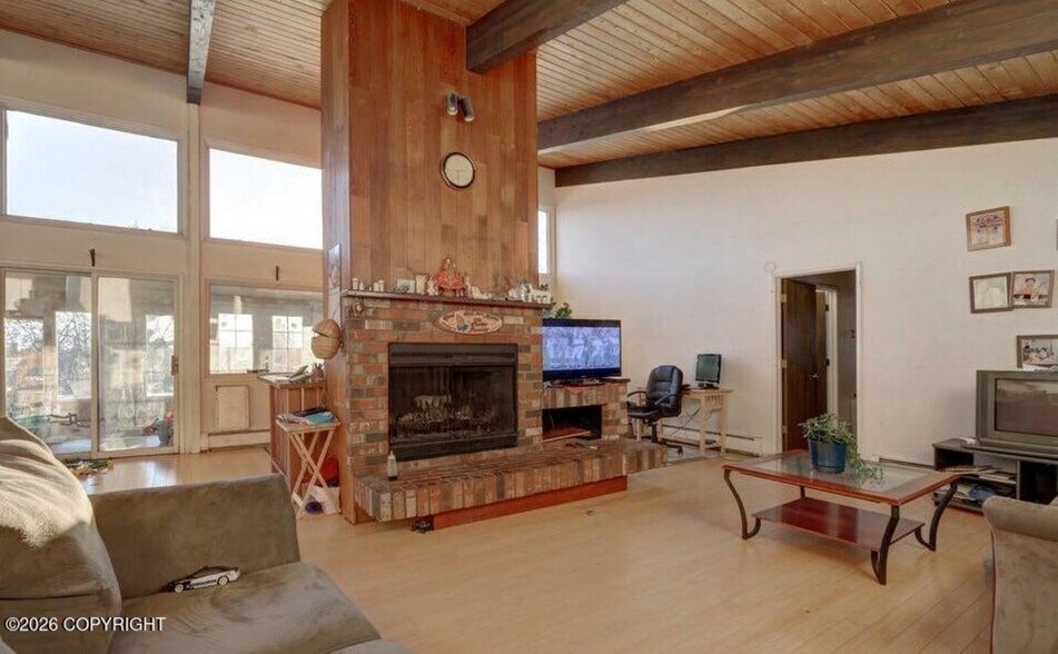 More Photos Of 513 E 15th Ter, Anchorage Apartments For Sale