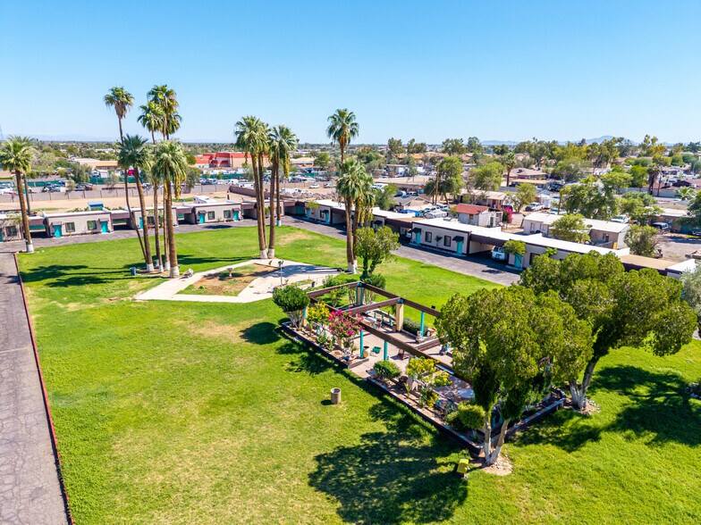 More Photos Of 537 S Country Club Dr, Mesa Hotel For Sale