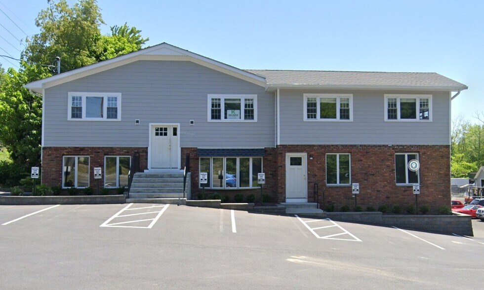 Primary Photo Of 110 W Crooked Hill Rd, Pearl River Office For Lease