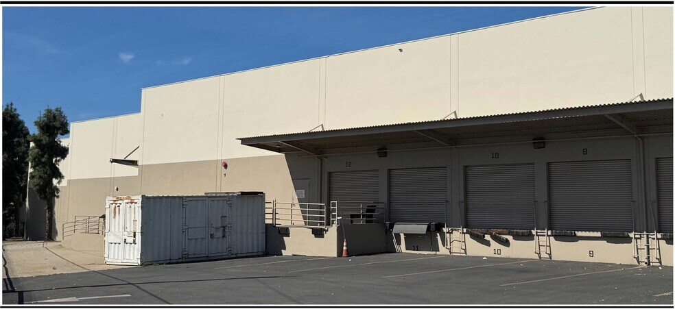 Primary Photo Of 6541 E Washington Blvd, Commerce Manufacturing For Lease