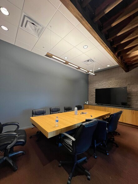 More Photos Of 4320 E Presidio St, Mesa Medical For Lease