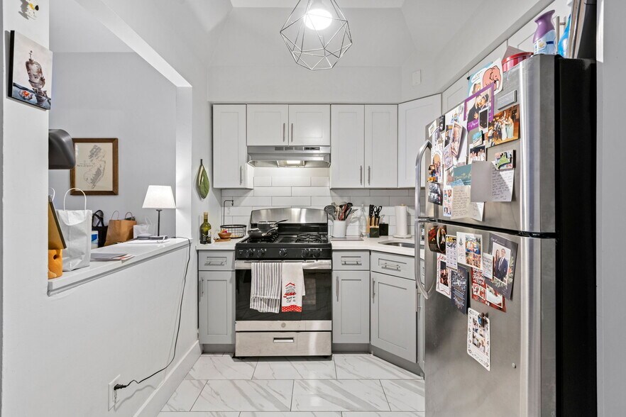 More Photos Of 135-137 Griffith St, Jersey City Storefront Retail Residential For Sale