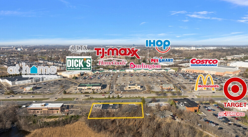 More Photos Of 2184 S Telegraph Rd, Bloomfield Hills Freestanding For Lease