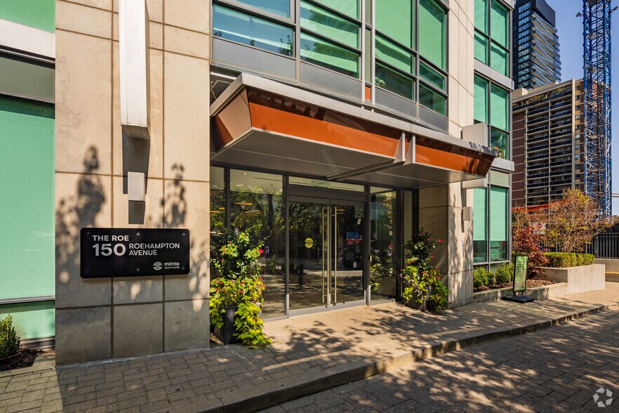 More Photos Of 150 Roehampton Ave, Toronto Apartments For Sale