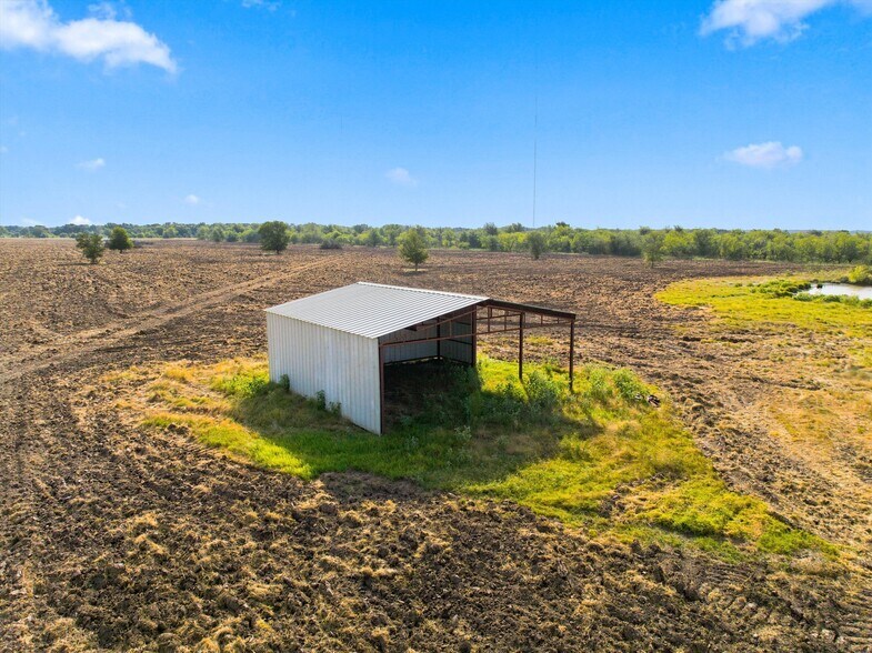 More Photos Of 1010 Mt Moriah rd, Riesel Land For Sale