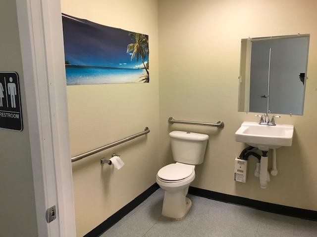 More Photos Of 9700 Almeda Genoa Rd, Houston Flex For Lease