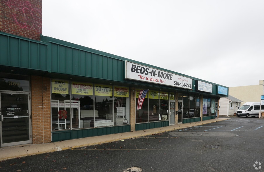 More Photos Of 356-370 Sunrise Hwy, West Babylon Storefront For Sale