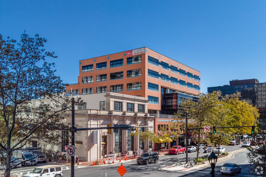 More Photos Of 7201 Wisconsin Ave, Bethesda Office For Lease