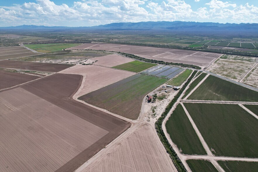 More Photos Of 38348 Highway 20, Fort Hancock Land For Sale