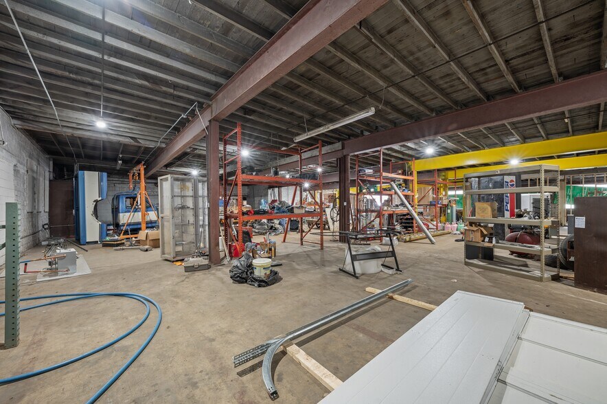 More Photos Of 500 Washington St, Coloma Manufacturing For Lease
