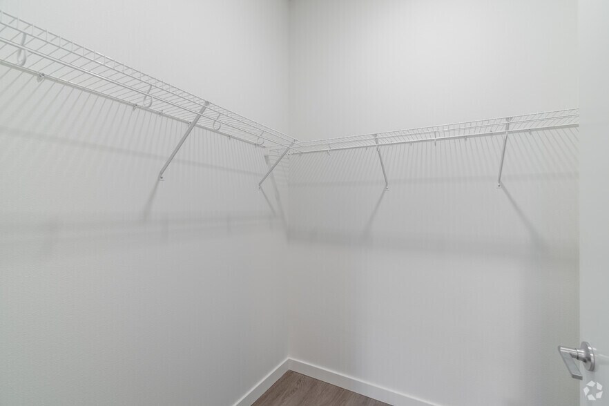 More Photos Of 17620 NE 69th Ct, Redmond Apartments For Lease