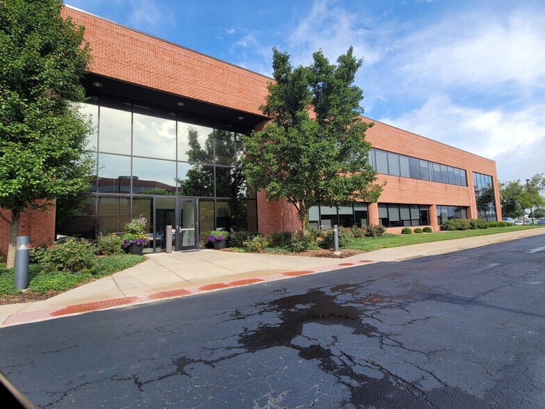 More Photos Of 3200 Robbins Rd, Springfield Office For Sale