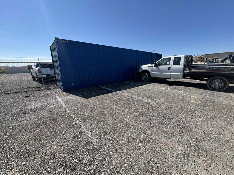 More Photos Of 3746 N Higley Rd, Ogden Showroom For Lease