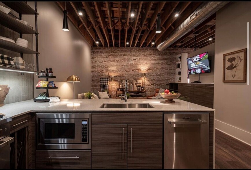 More Photos Of 901-911 Garrison Ave, Fort Smith Apartments For Lease