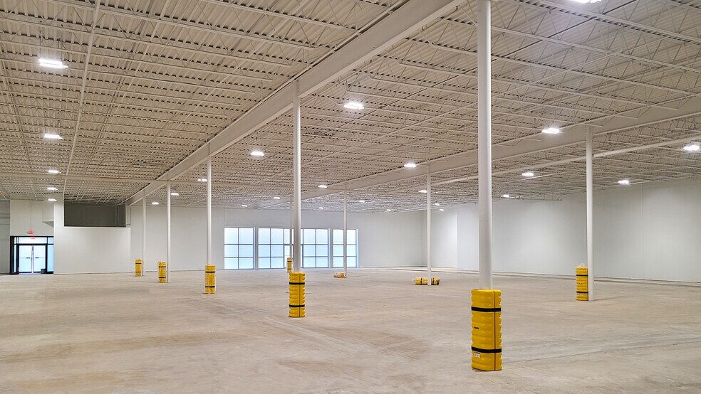 More Photos Of 1475 Upper Valley Pike, Springfield Unknown For Lease