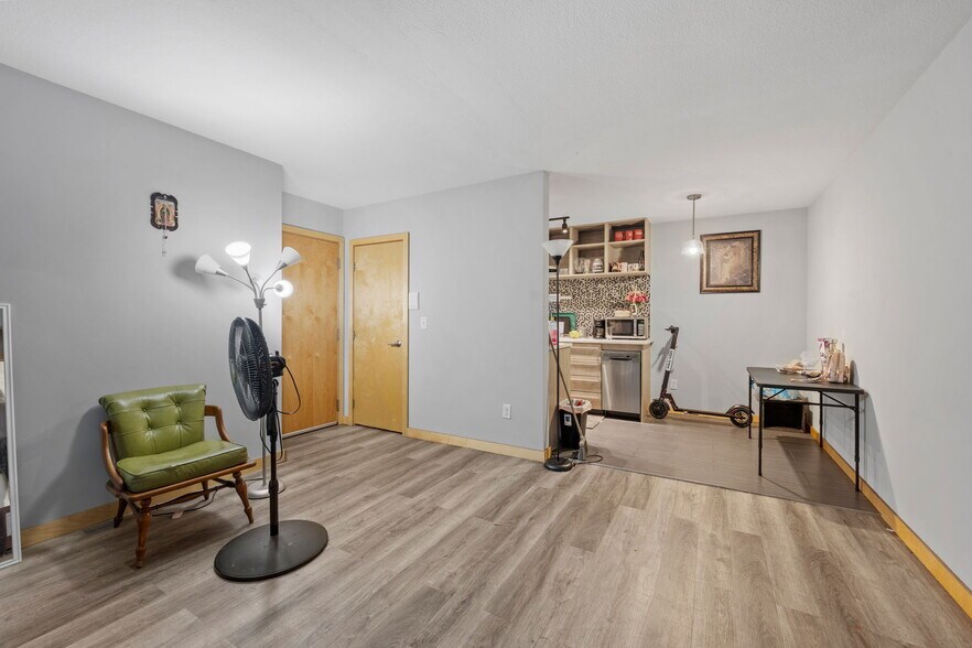 More Photos Of 3720 Minnehaha Ave, Minneapolis Apartments For Sale